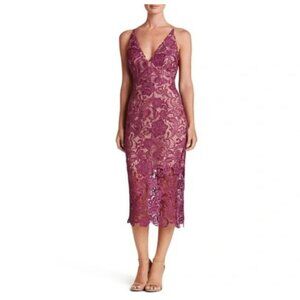 Dress the Population Marie Lace Midi Dress in Purple Mulberry. Small